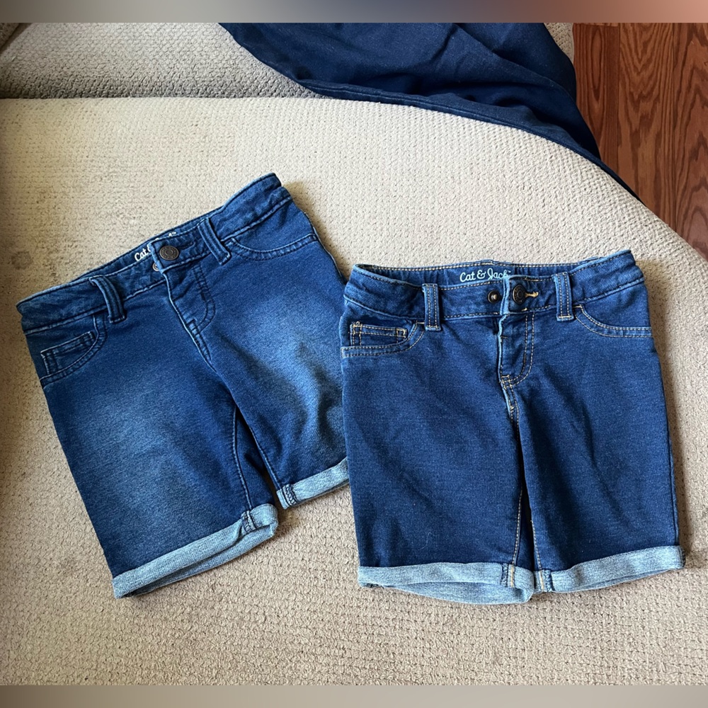Cat & Jack Size 4/5 Shorts